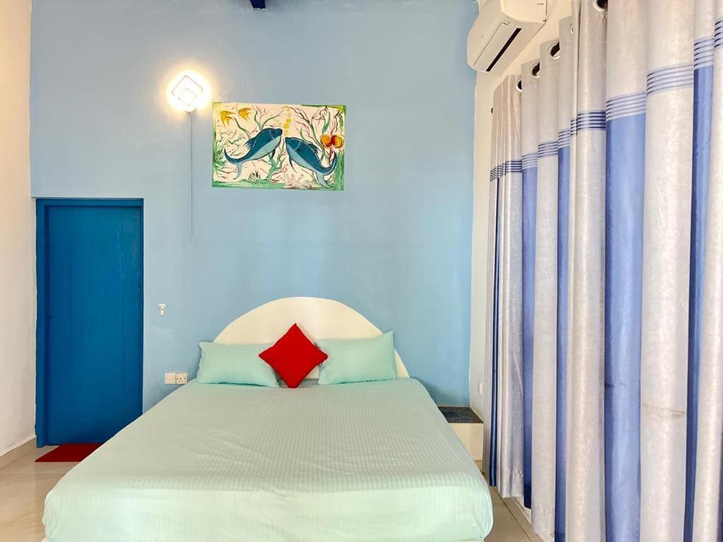 Tsunami Beach Hotel Arugam Bay Room photo